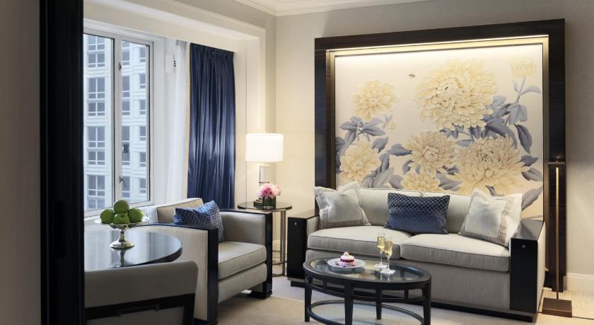 Image of Deluxe Suite 4