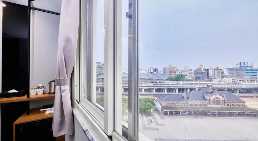 Hotel Leisure Taichung - image 4
