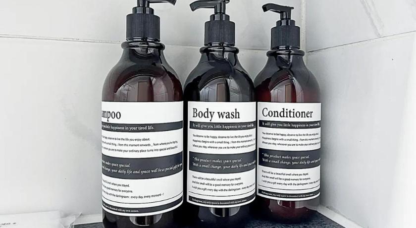 華城 Orange County Byeongjeom Station Hotels 5つ星 ホテル プール