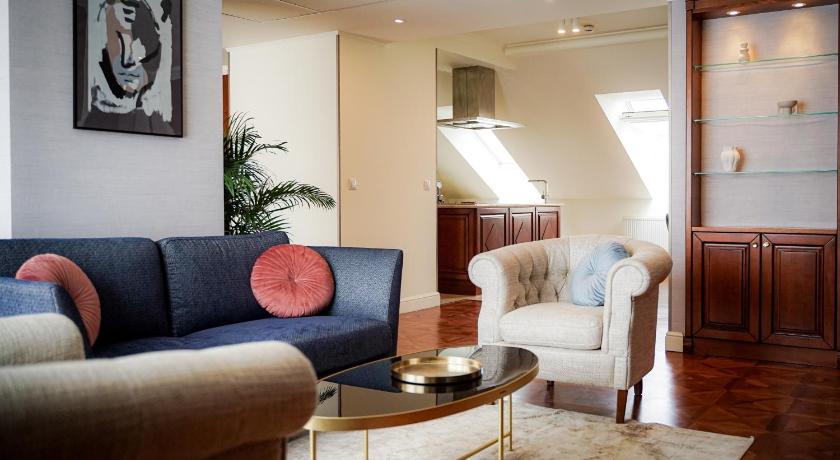 Image of Royal Suite 6