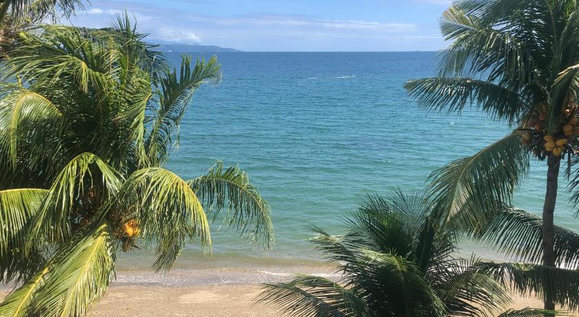 Image of Ocean View King Suite 15