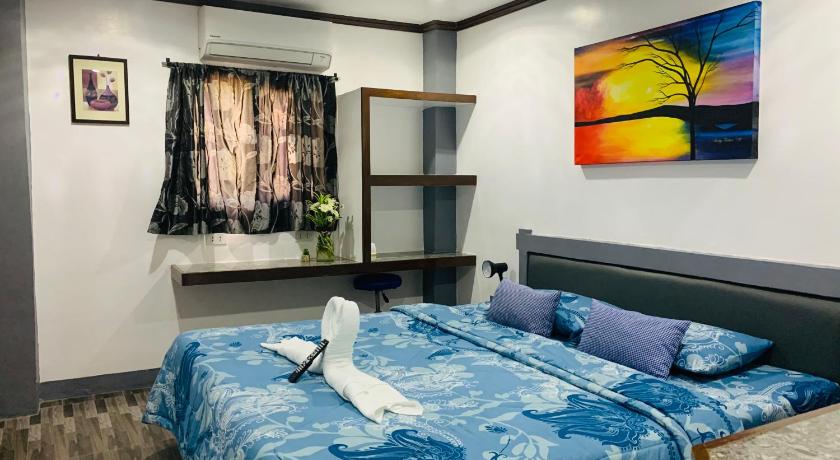 Image of Apartment with Sea View 0
