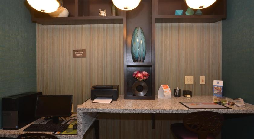 Comfort Inn & Suites Newcastle - Oklahoma City photo