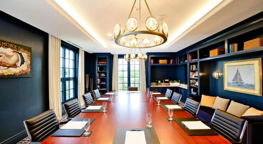 웨스트 하트포드 (CT) Delamar West Hartford 4성급 숙소 레스토랑