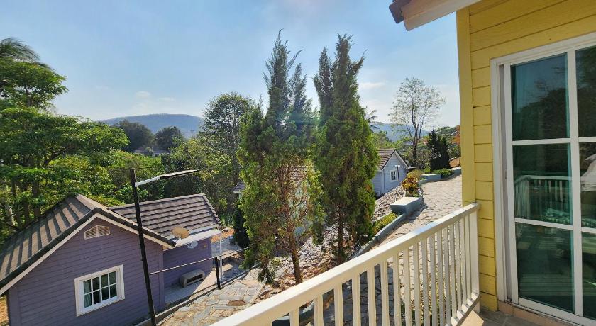 See Sky Resort - image 43