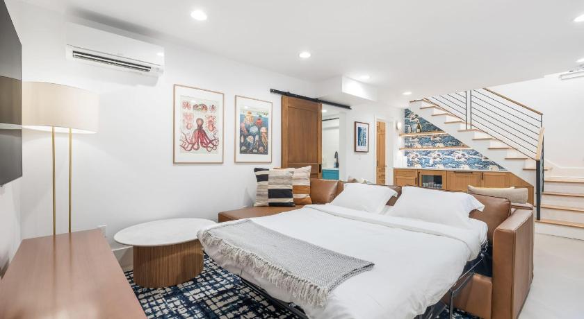 시애틀 (WA) Perch - Emerald Cottage 4성급 숙소 수영장