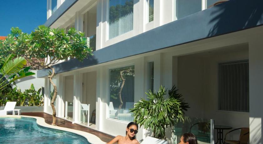 Coast Boutique Hotel - image 22