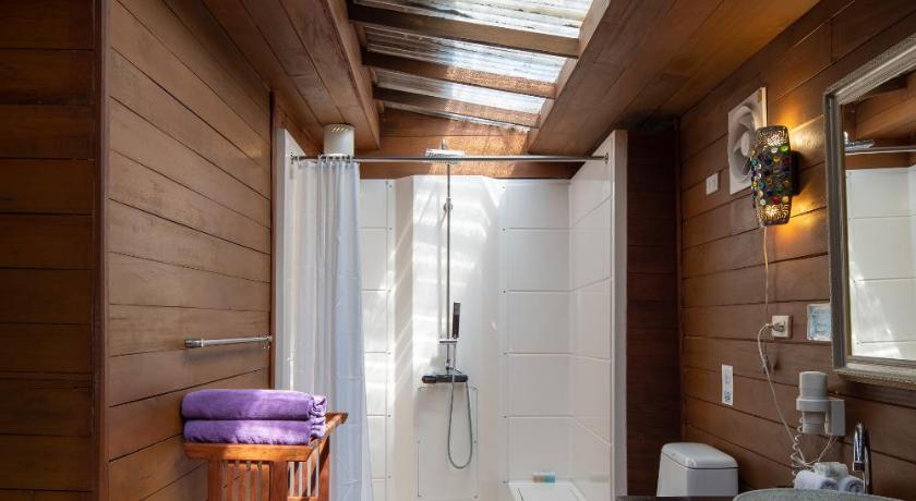 Image of Deluxe Room 9