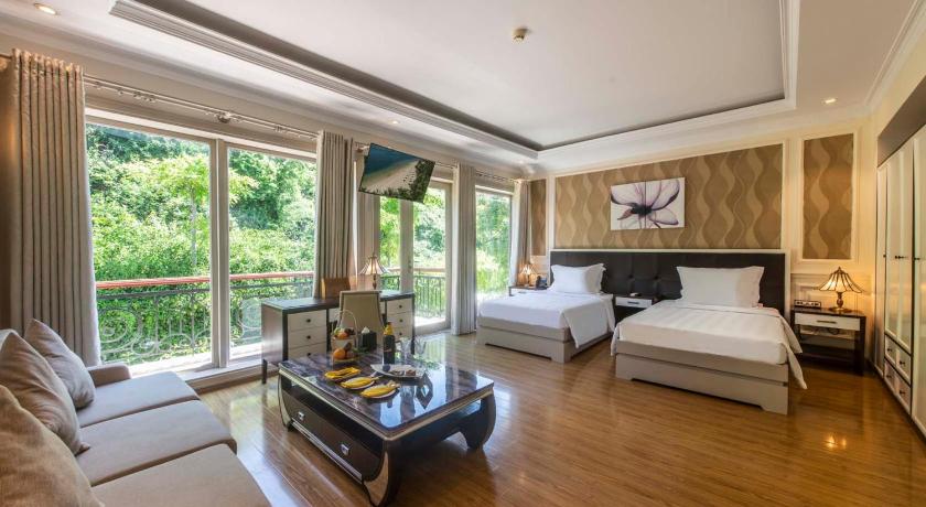 Image of Forestal Deluxe Room with 2 Single Beds 3