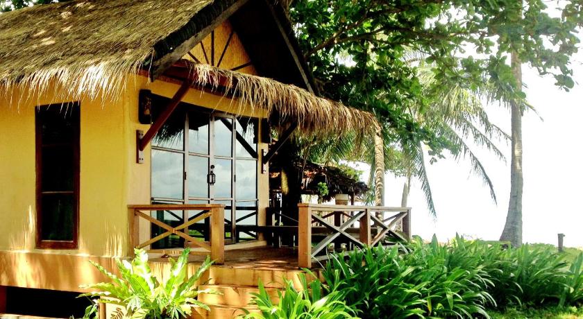 Image of Double Room with Beach Front 1