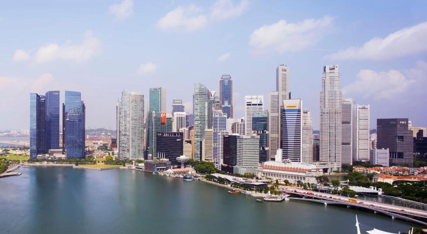 Club Premier Suite, Club lounge access, Suite, 1 King, Marina Bay viewの画像 9