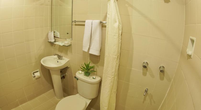 Image of Deluxe Double or Twin Room 2