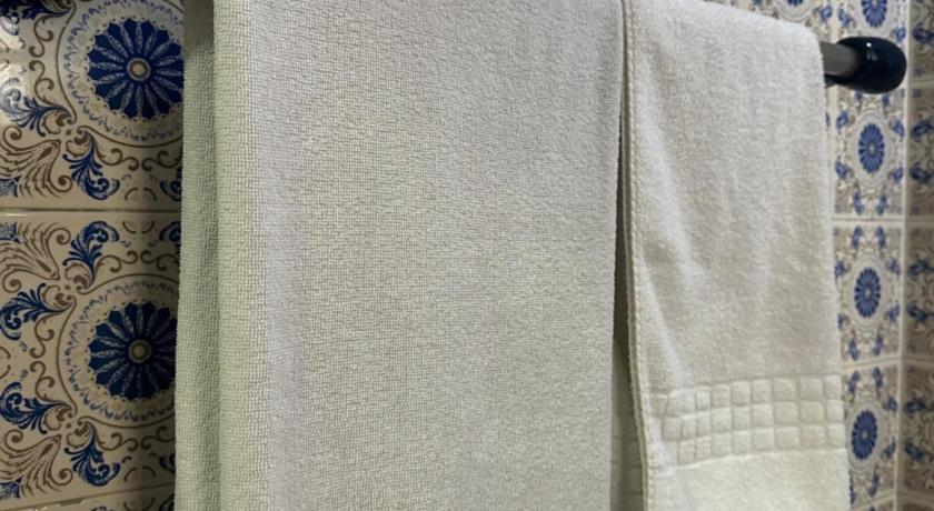 Image of Single Room 6