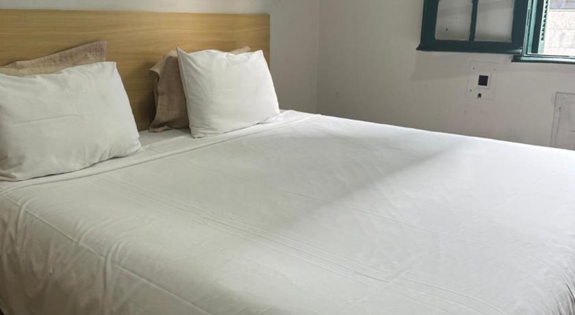 Image of Double Room with Double bed 2