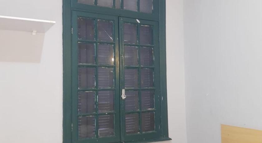 Image of Triple Room with 3 Single Beds 5