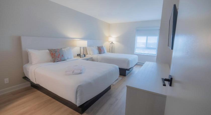 Image of MODERN | Family Two Bedroom Suite /w 1 Bathroom 3