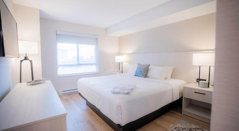 Image of MODERN | Family Two Bedroom Suite /w 1 Bathroom 0