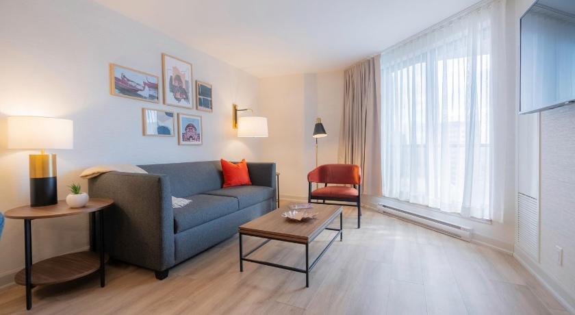 Image of MODERN | One Bedroom Queen Suite 5
