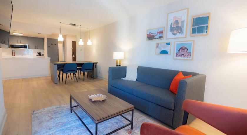 Image of MODERN | Family Two Bedroom Suite /w 1 Bathroom 8