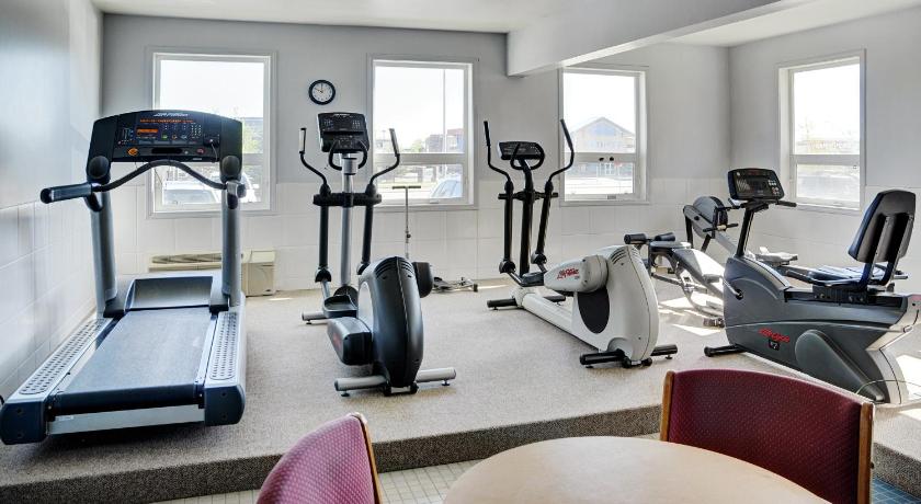Lakeview Inns & Suites - Okotoks photo