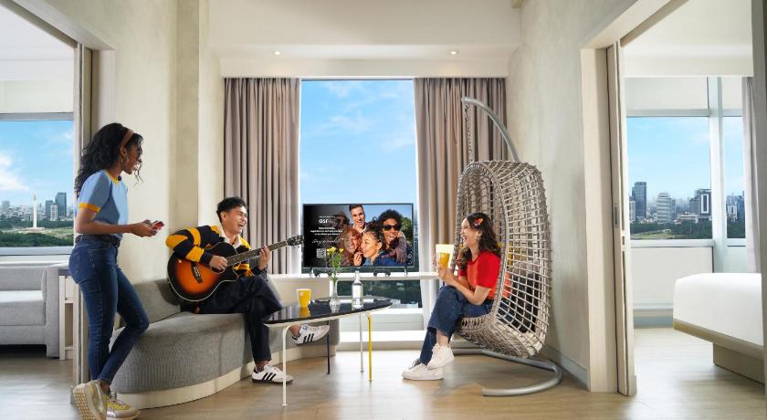 Image of Yello Family Suite Room 11