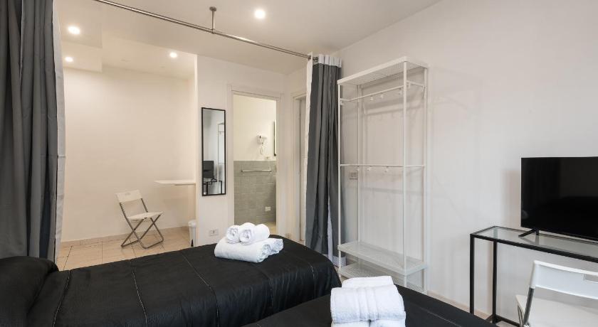 Rome Travelershome Ciampino 170 Station Street 3-Star Hotel suite