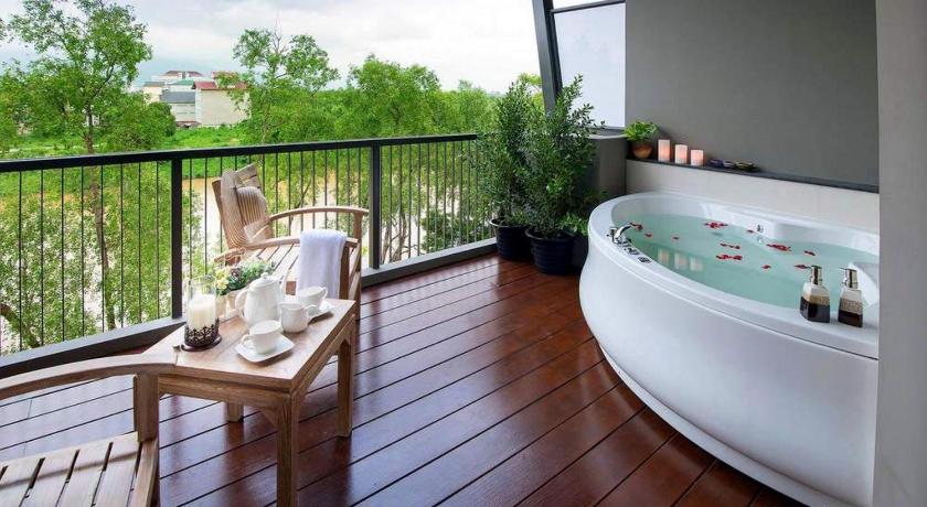 Image of Jacuzzi Suite Room 2
