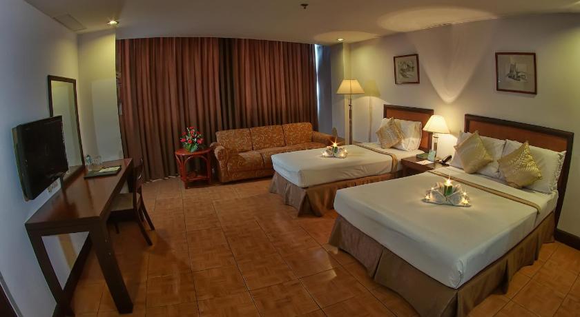 Image of Executive 8
