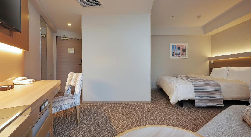 東京 Keio Presso Inn Otemachi 3つ星 ホテル ロビー