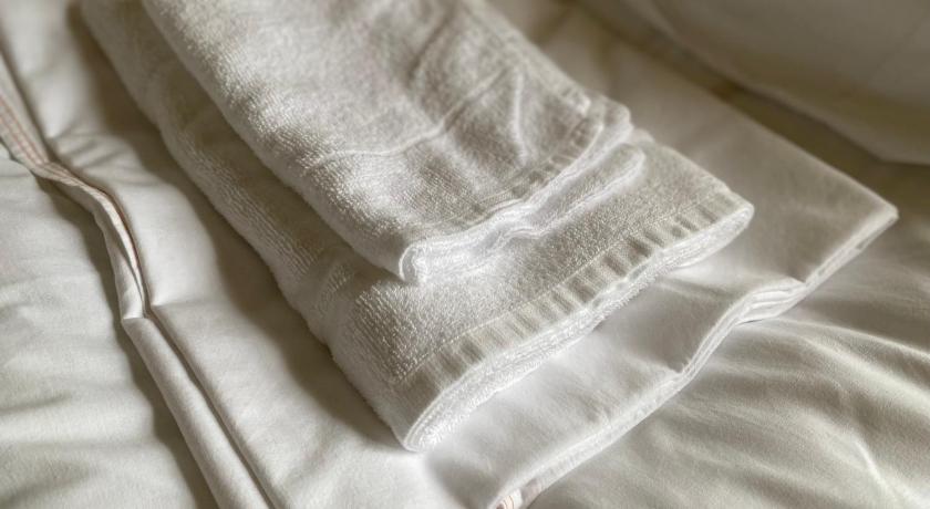 오키나와 본섬 FTH SKY with Large Garden 5 Minutes Walk to Beach 3성급 게스트하우스 레스토랑