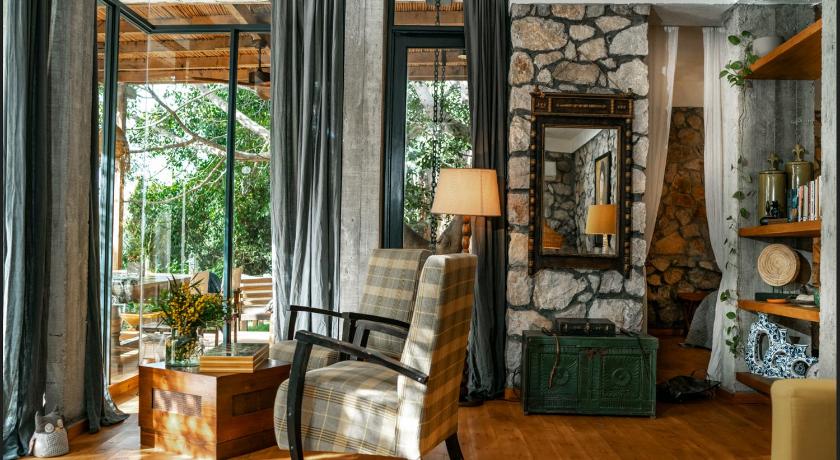 Nautical Hotel - image 7