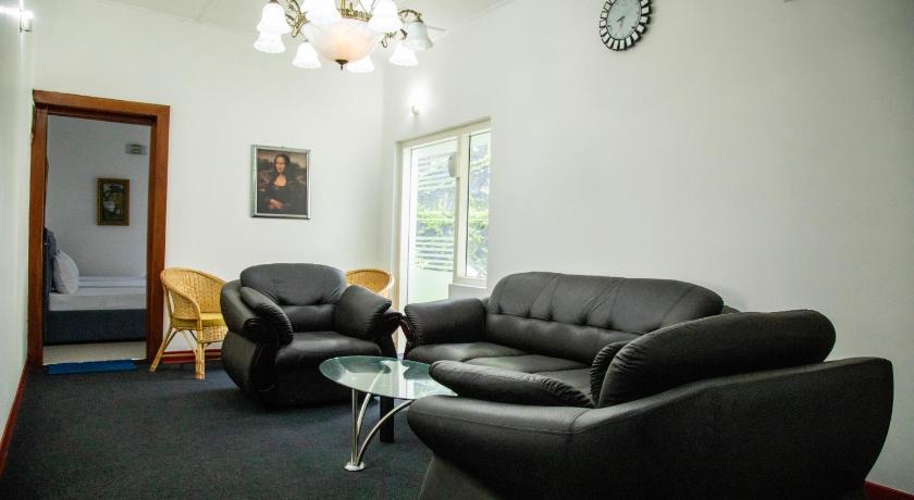 Cozy Nest Kandy Villa - image 10