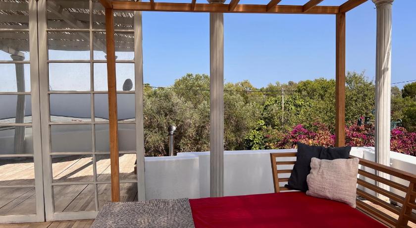 Image of Three-Bedroom Villa 1