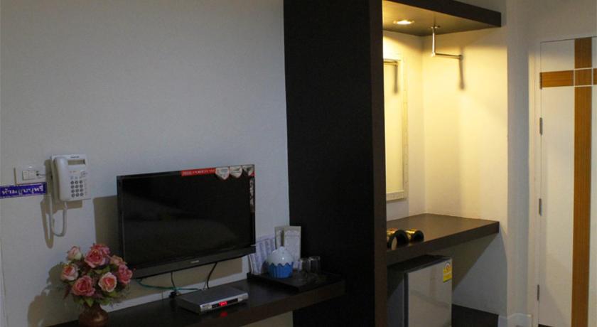 Image of Double Room with Garden View 7