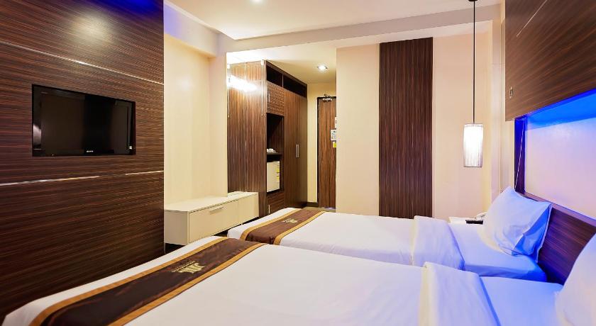 コンケン Khon Kaen Hotel 4つ星 ホテル レストラン