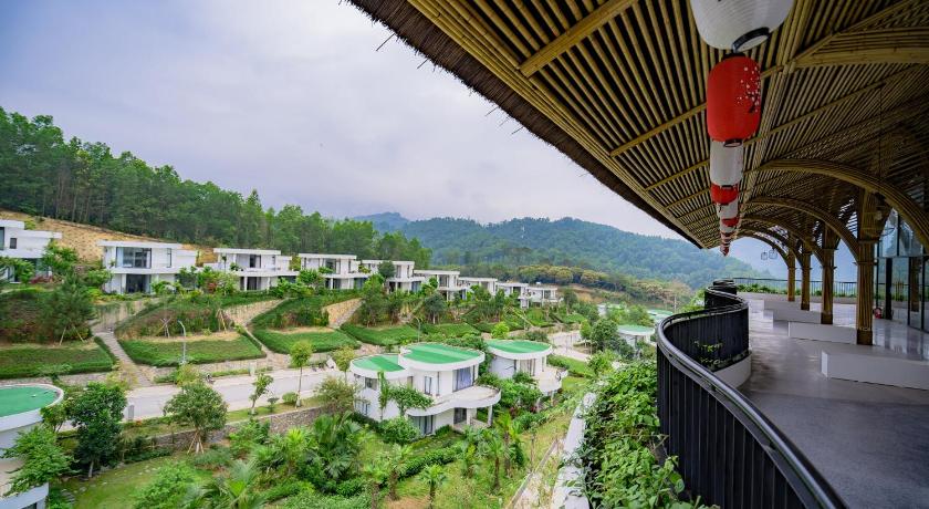 Ivory Villa & Resort - image 10