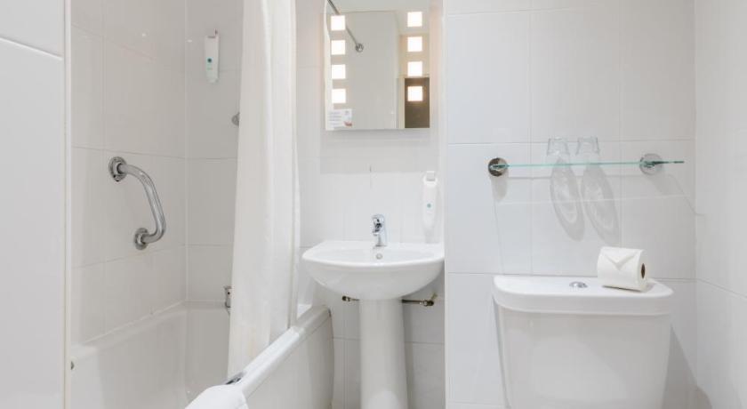 Image of Double Room 9