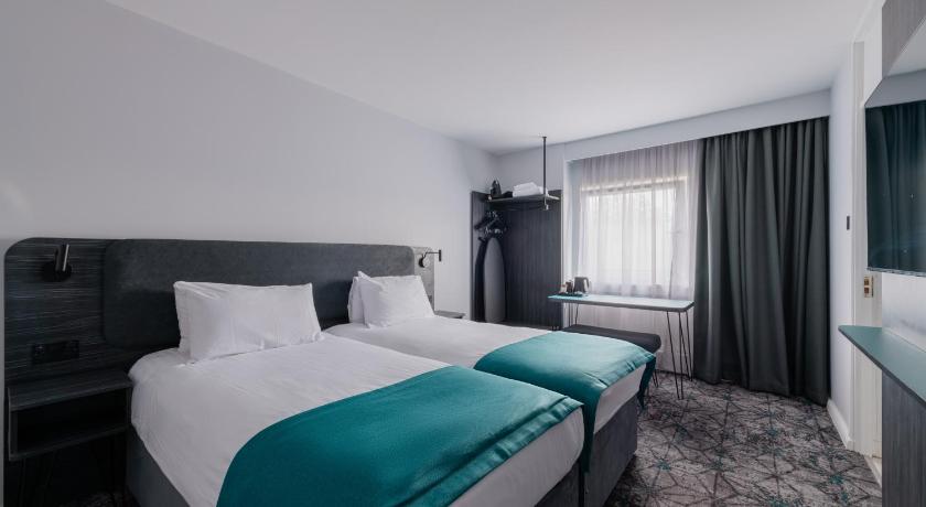 Image of Superior Twin Room 0