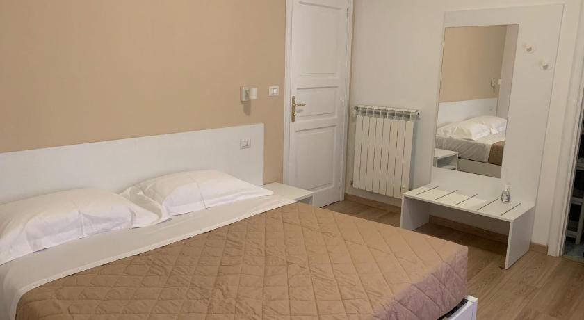 Romana Guest House - image 12