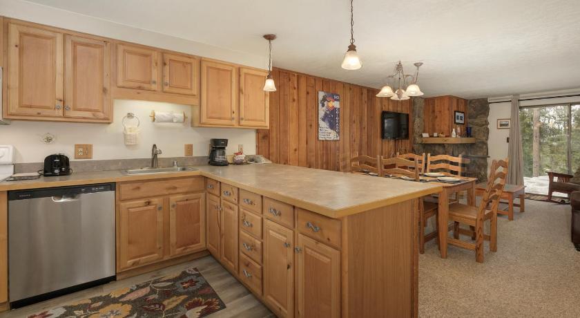 Winter Park (CO) Beaver Village Unit #0711R 3-Star Accommodation room