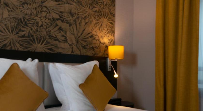 Image of 1 Double Bed, Classic 8