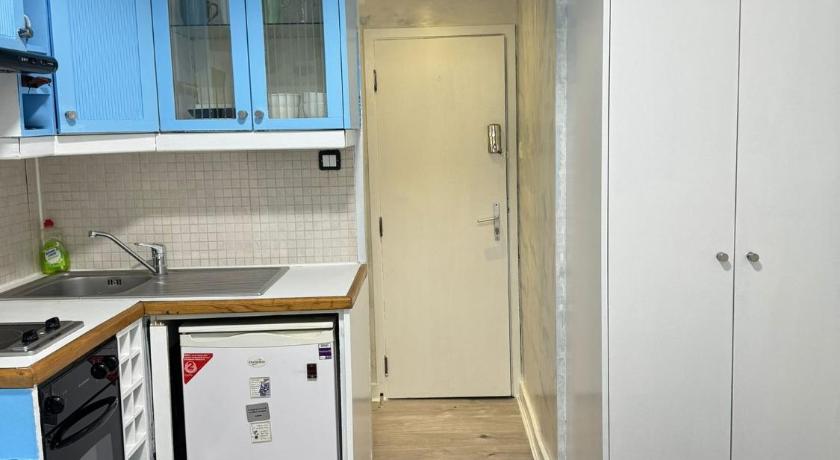 Image of One-Bedroom Apartment 8