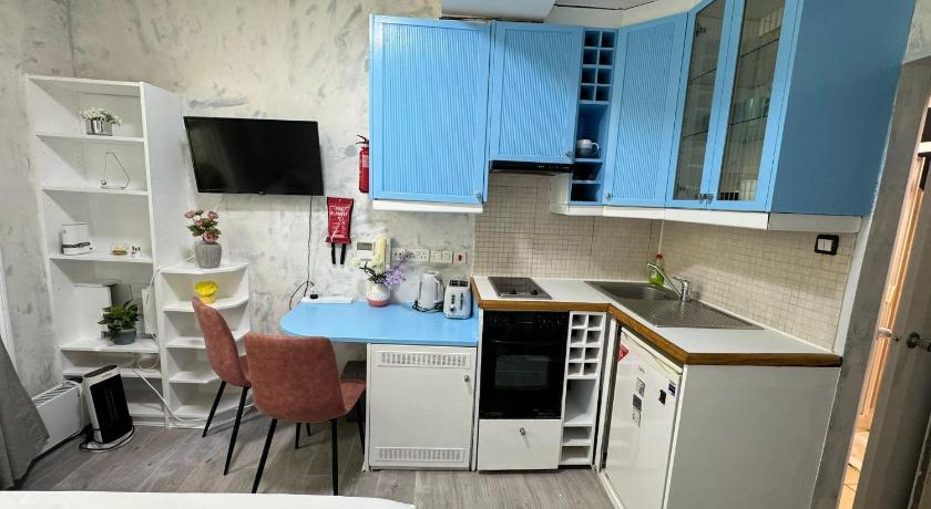 Image of One-Bedroom Apartment 6