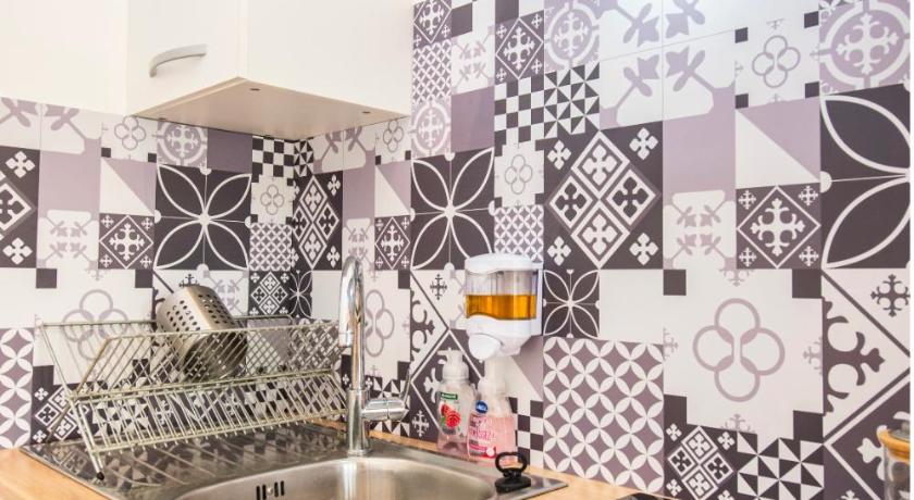 Villeneuve-sur-Lot Villa des palmiers 4-Star Single Room amenity