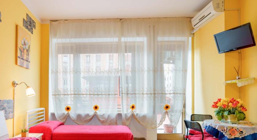 Image of Double Room with Private Bathroom 7