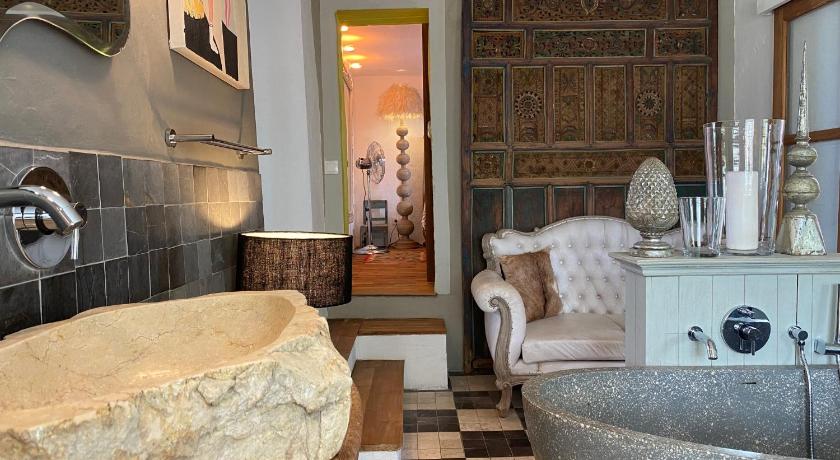 Image of Three-Bedroom Villa 2