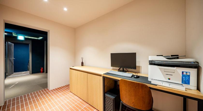 亀尾 Hound Hotel Gumi indong 3つ星 ホテル 外観