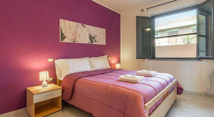 Dahlia Apartment