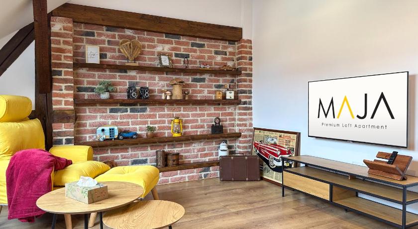 MAJA Premium Loft Apartment in historical city center
