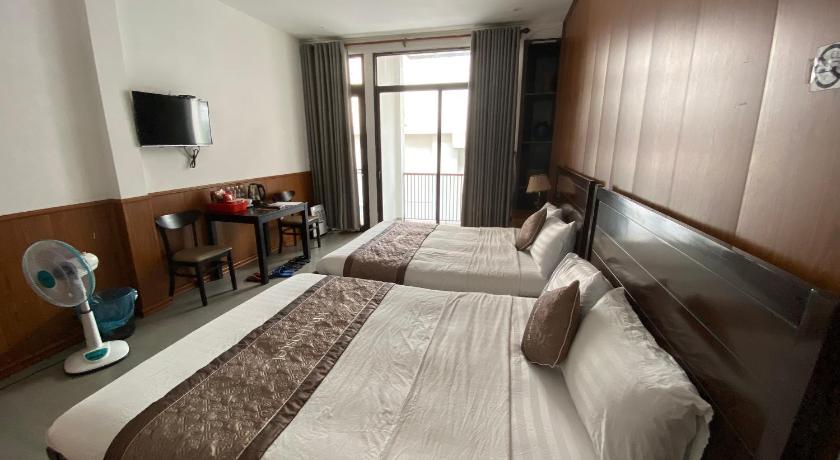 Image of Deluxe Family Room 3